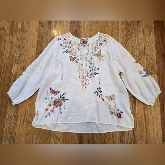 Johnny Was Mariposa Easy Linen Blouse White Embroidered XL Flower Butterfly - Picture 3 of 8